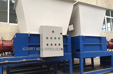 Four shaft shredder powerful and versatile