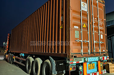 JS500 concrete mixer, screw conveyor and accessories were successfully shipped t